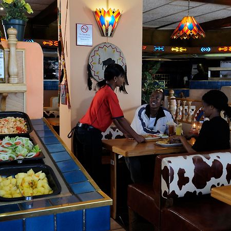 Peermont Metcourt Hotel Francistown Exterior foto
