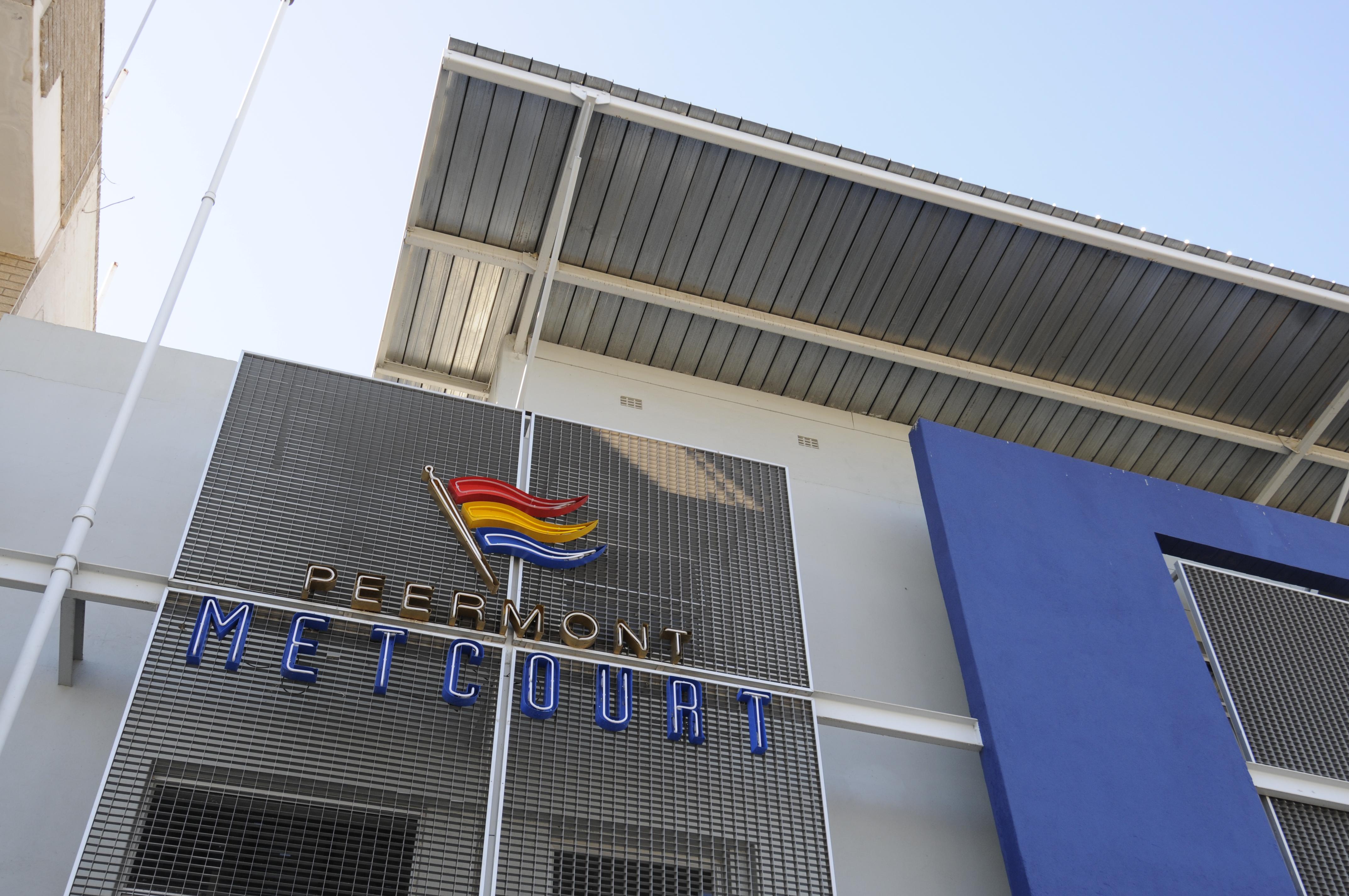 Peermont Metcourt Hotel Francistown Exterior foto