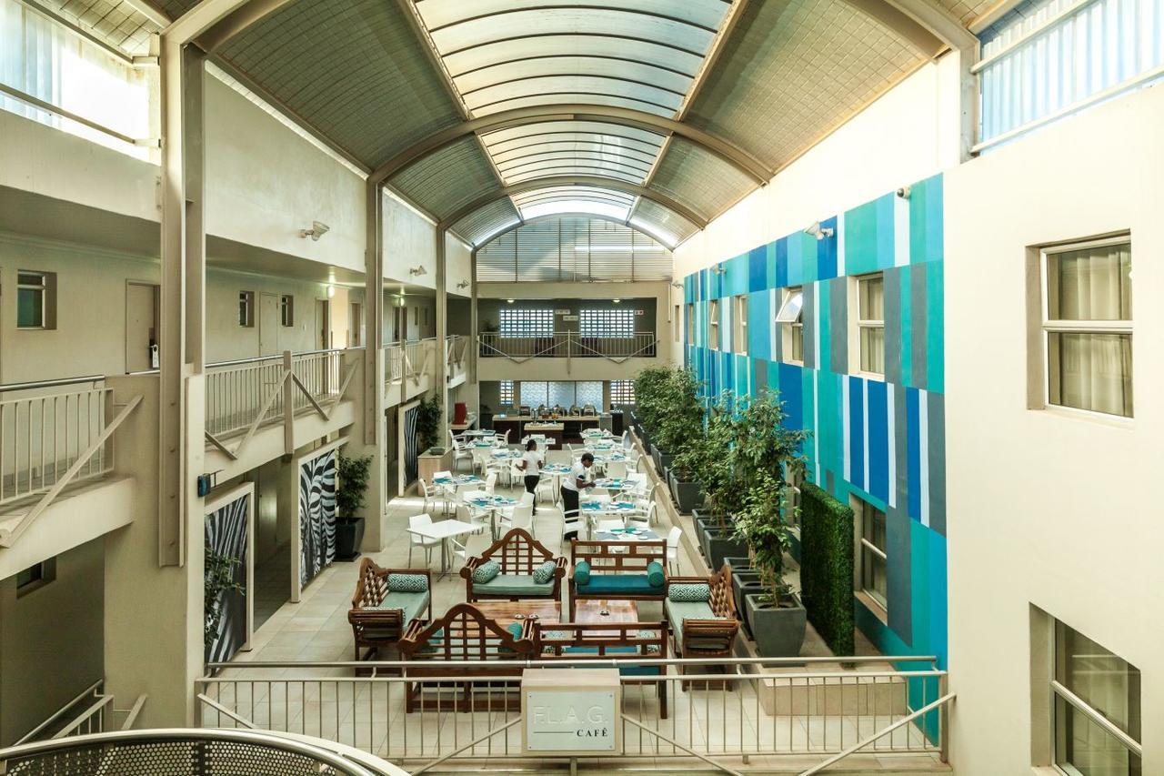 Peermont Metcourt Hotel Francistown Exterior foto