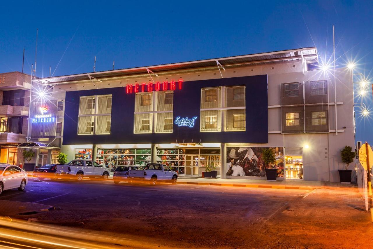 Peermont Metcourt Hotel Francistown Exterior foto