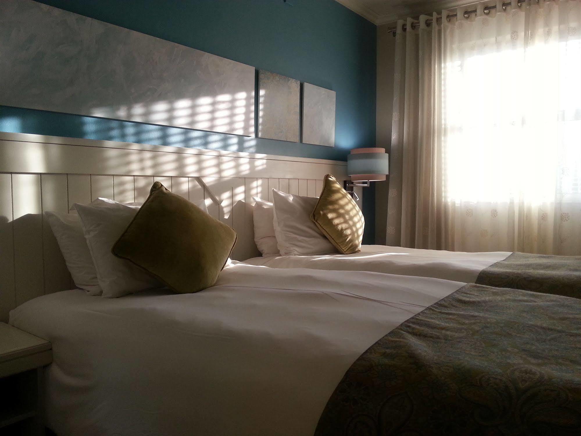 Peermont Metcourt Hotel Francistown Exterior foto
